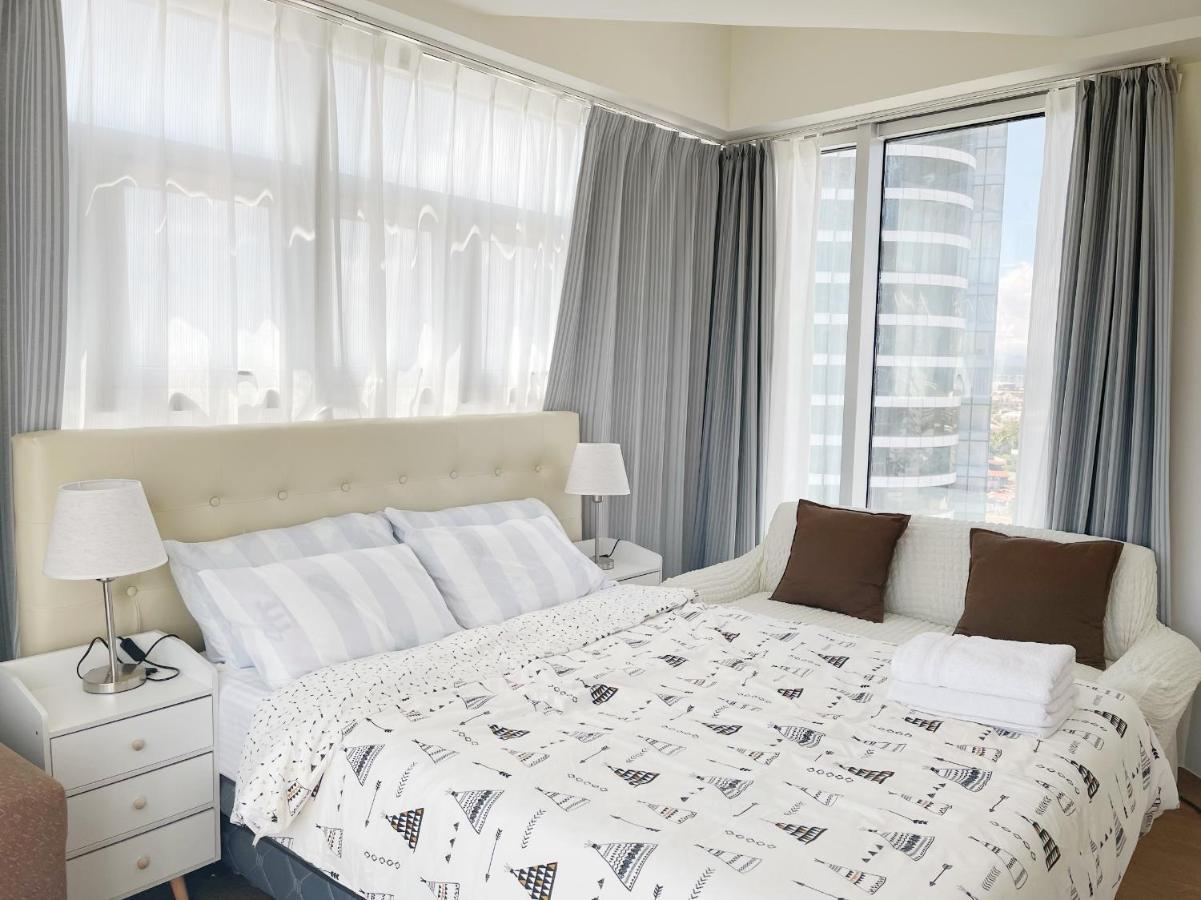 Inspiria Aparthotel Davao Luaran gambar