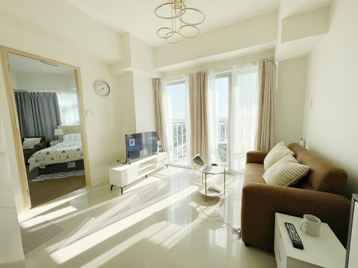 Inspiria Aparthotel Davao Luaran gambar